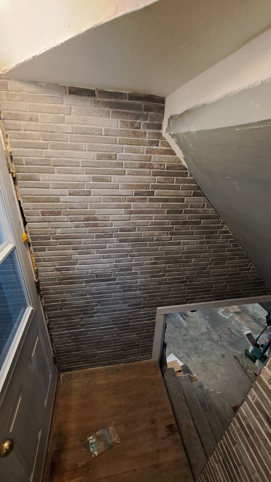 Mur accent effet brique en carrelage – Carrelage JAD